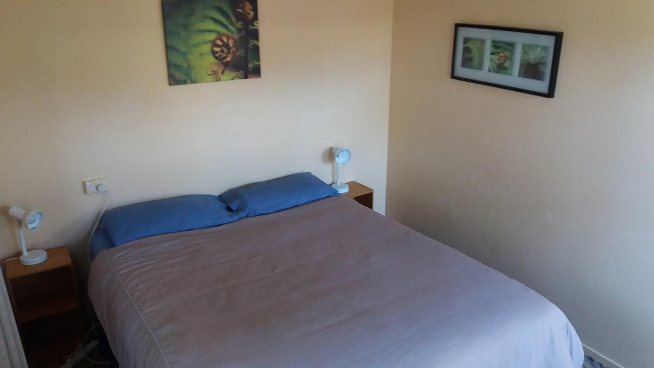 Annies Nirvana Lodge Backpackers Takaka Exterior foto